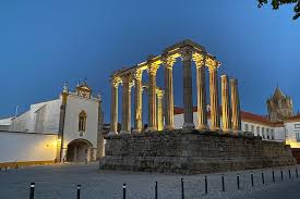 Évora